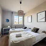 Appartement Pour 8 Personnes Et 5 Lits Galaxie