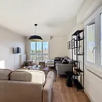 Apartment Pour 8 Personnes Et 5 Lits Galaxie