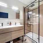 Pour 8 Personnes Et 5 Lits Galaxie Apartment