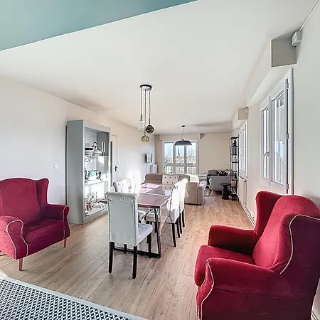 Pour 8 Personnes Et 5 Lits Galaxie Clermont-Ferrand