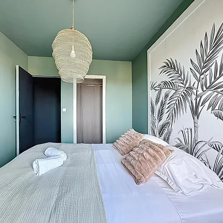 Appartement Pour 8 Personnes Et 5 Lits Galaxie Clermont-Ferrand
