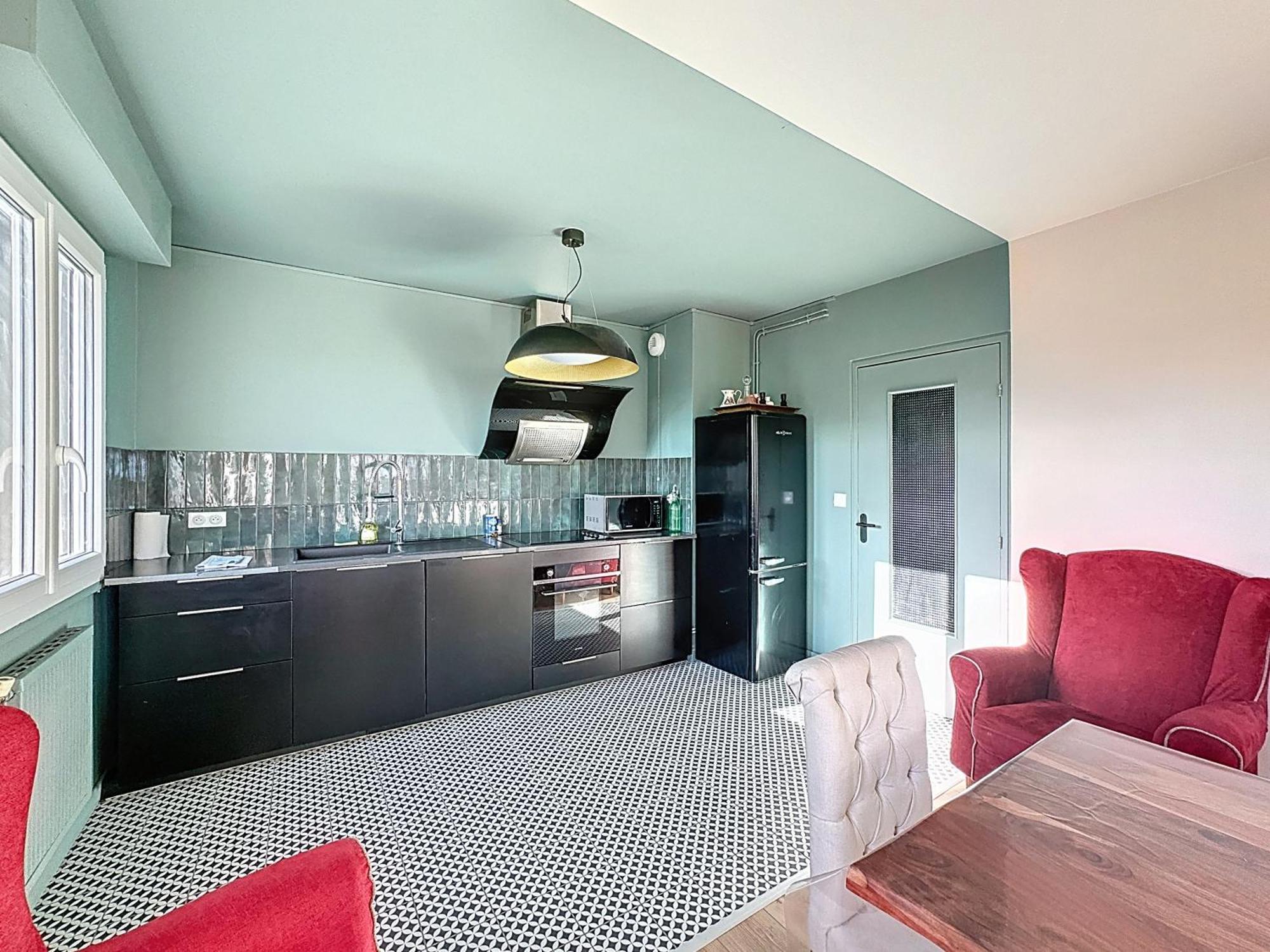 Apartment Pour 8 Personnes Et 5 Lits Galaxie *